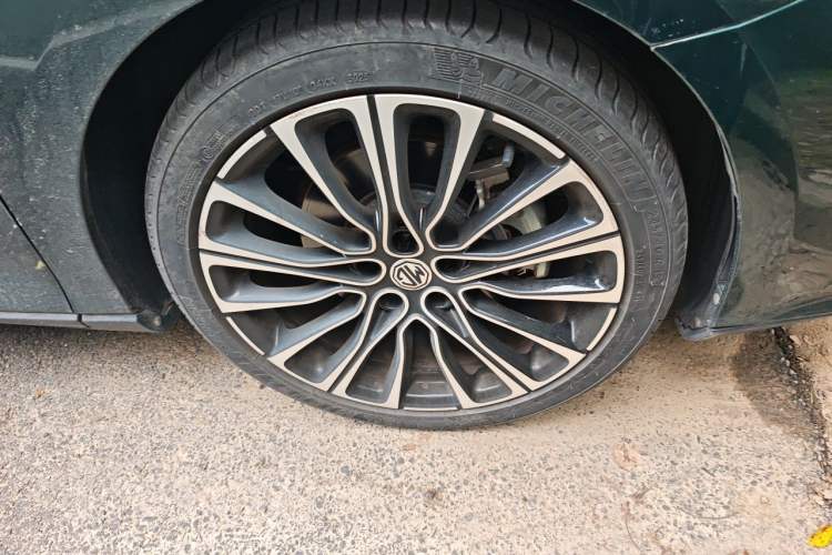 Used MG 7 2023 2.0T Automatic Hunter Luxury Edition Right Front Wheel Hub