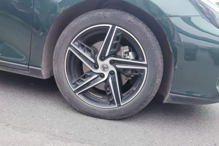 Used MG 7 2023 1.5T DCT Luxurious Supreme Edition Right Front Wheel Hub