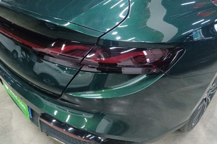 Used MG 7 2023 2.0T Automatic Hunter Luxury Edition Right Rear Taillight