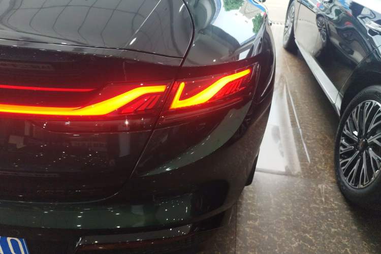 Used MG 7 2023 2.0T Automatic Hunter Luxury Edition Right Rear Taillight