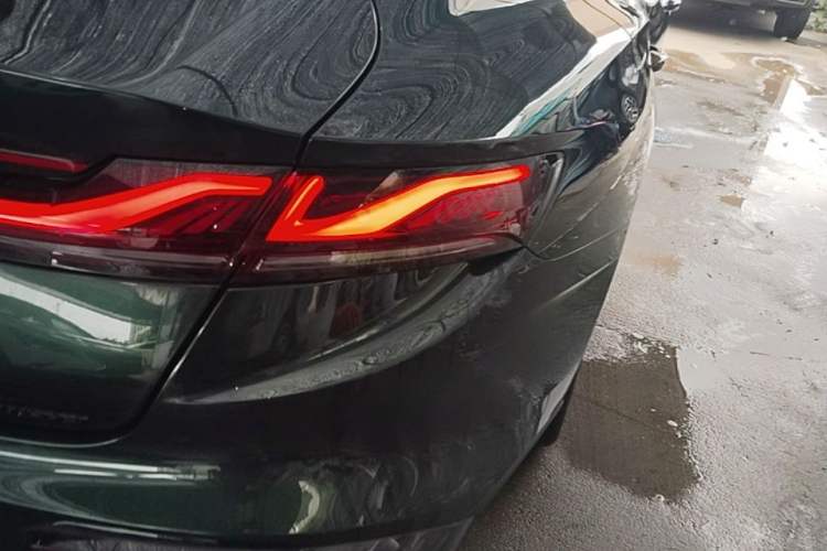 Used MG 7 2023 1.5T DCT Elegant & Graceful Edition Right Rear Taillight