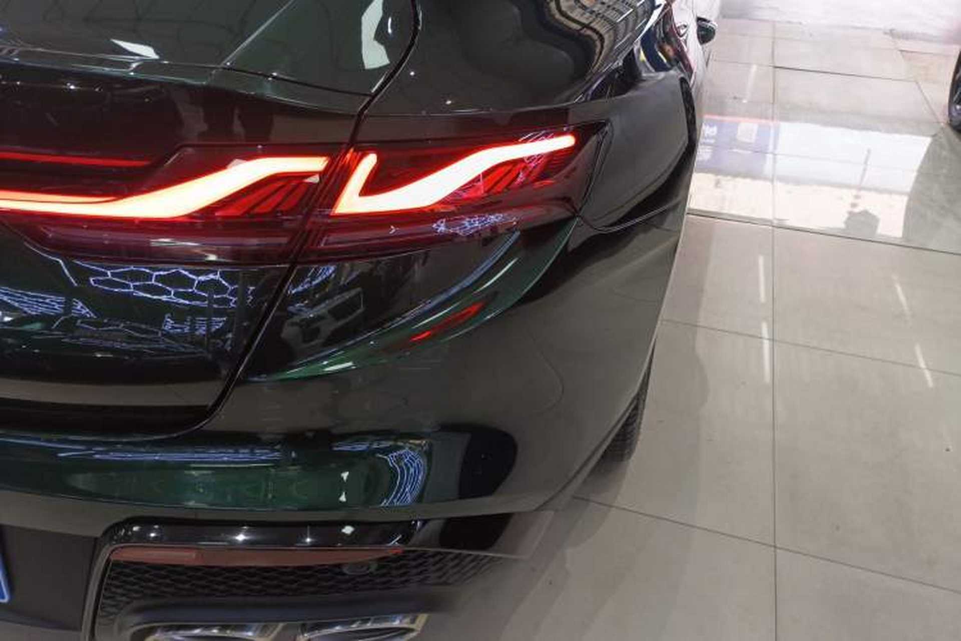 Used MG 7 2023 2.0T Automatic Hunter Luxury Edition Right Rear Taillight