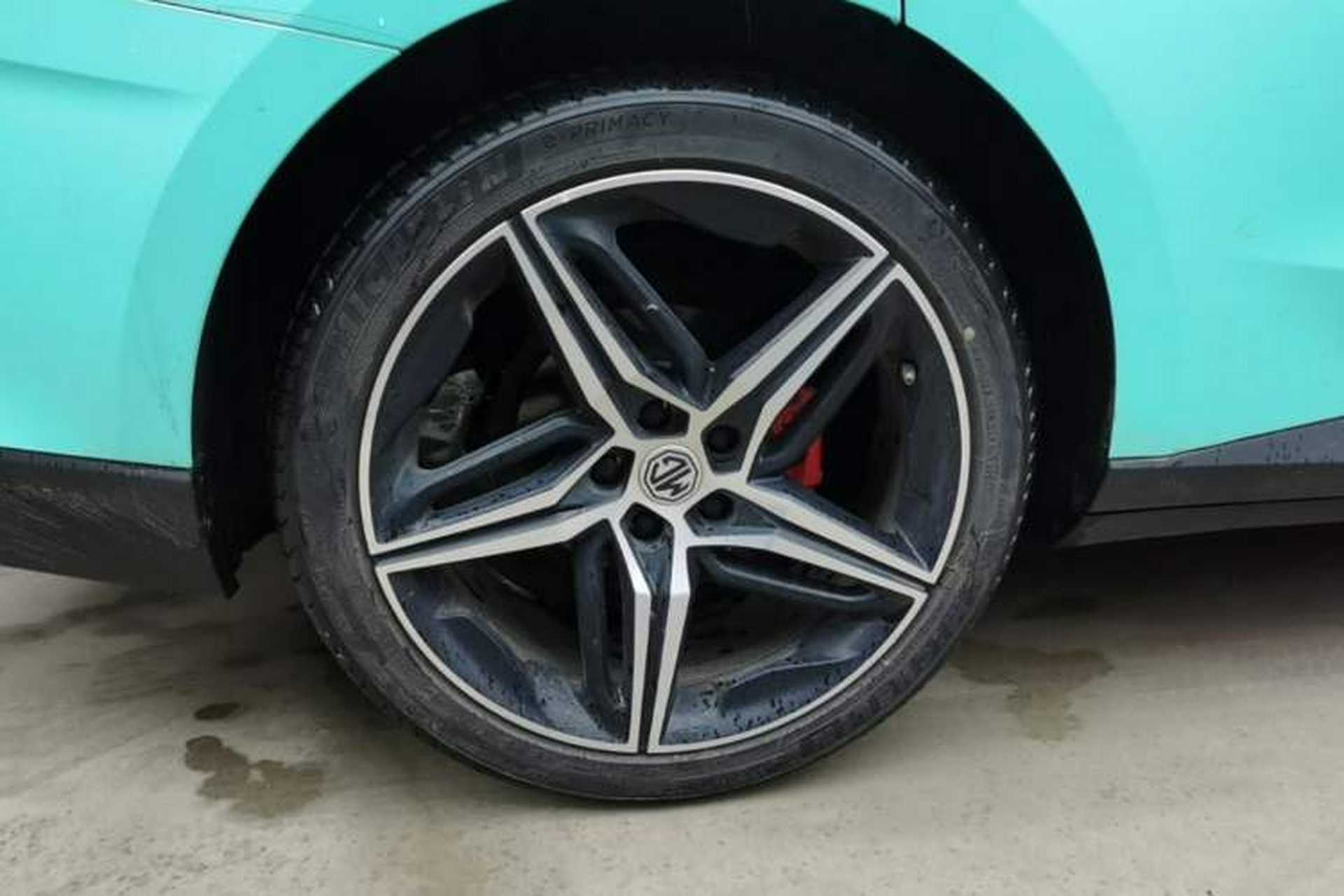 Used MG 7 2023 2.0T Automatic Trophy+ Ignition Glory Edition Right Rear Wheel Hub