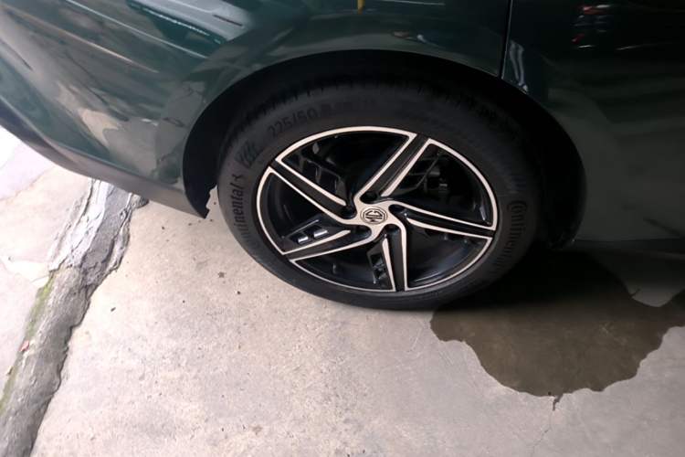 Used MG 7 2023 1.5T DCT Luxurious Supreme Edition Right Rear Wheel Hub