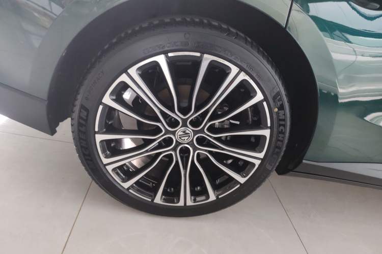 Used MG 7 2023 1.5T DCT Elegant & Graceful Edition Right Rear Wheel Hub