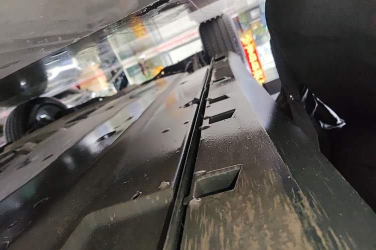 Used MG 7 2023 1.5T DCT Luxurious Supreme Edition Right Side Sill