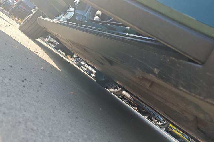 Used MG 7 2023 2.0T Automatic Trophy+ Ignition Glory Edition Right Side Sill