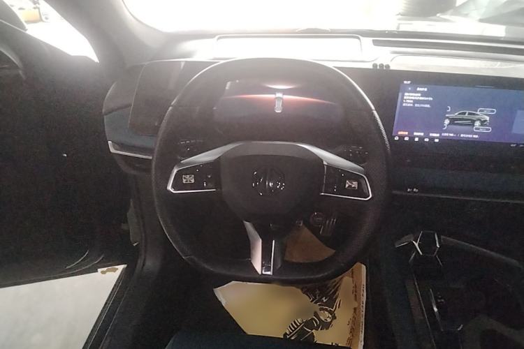 Used MG 7 2023 2.0T Automatic Hunter Luxury Edition Steering Wheel