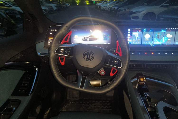 Used MG 7 2023 2.0T Automatic Hunter Luxury Edition Steering Wheel