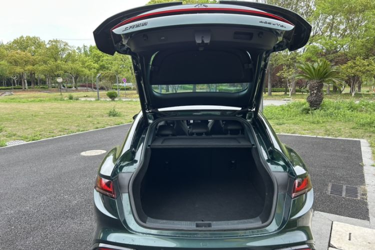 Used MG 7 2023 2.0T Automatic Hunter Luxury Edition Trunk