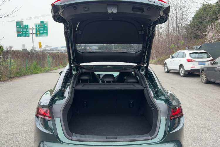 Used MG 7 2023 1.5T DCT Elegant & Graceful Edition Trunk