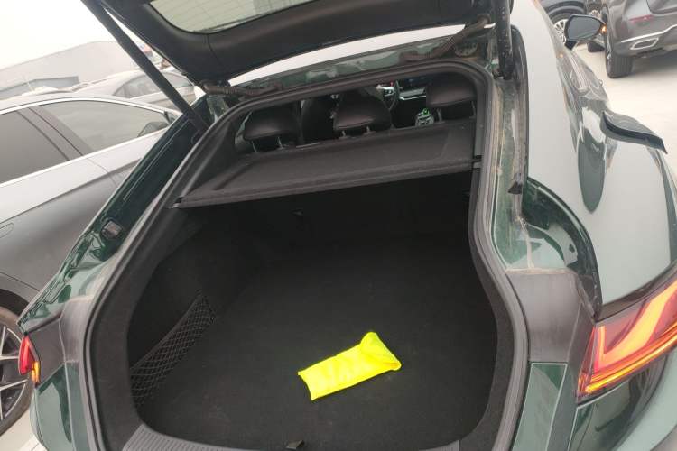 Used MG 7 2023 2.0T Automatic Hunter Luxury Edition Trunk