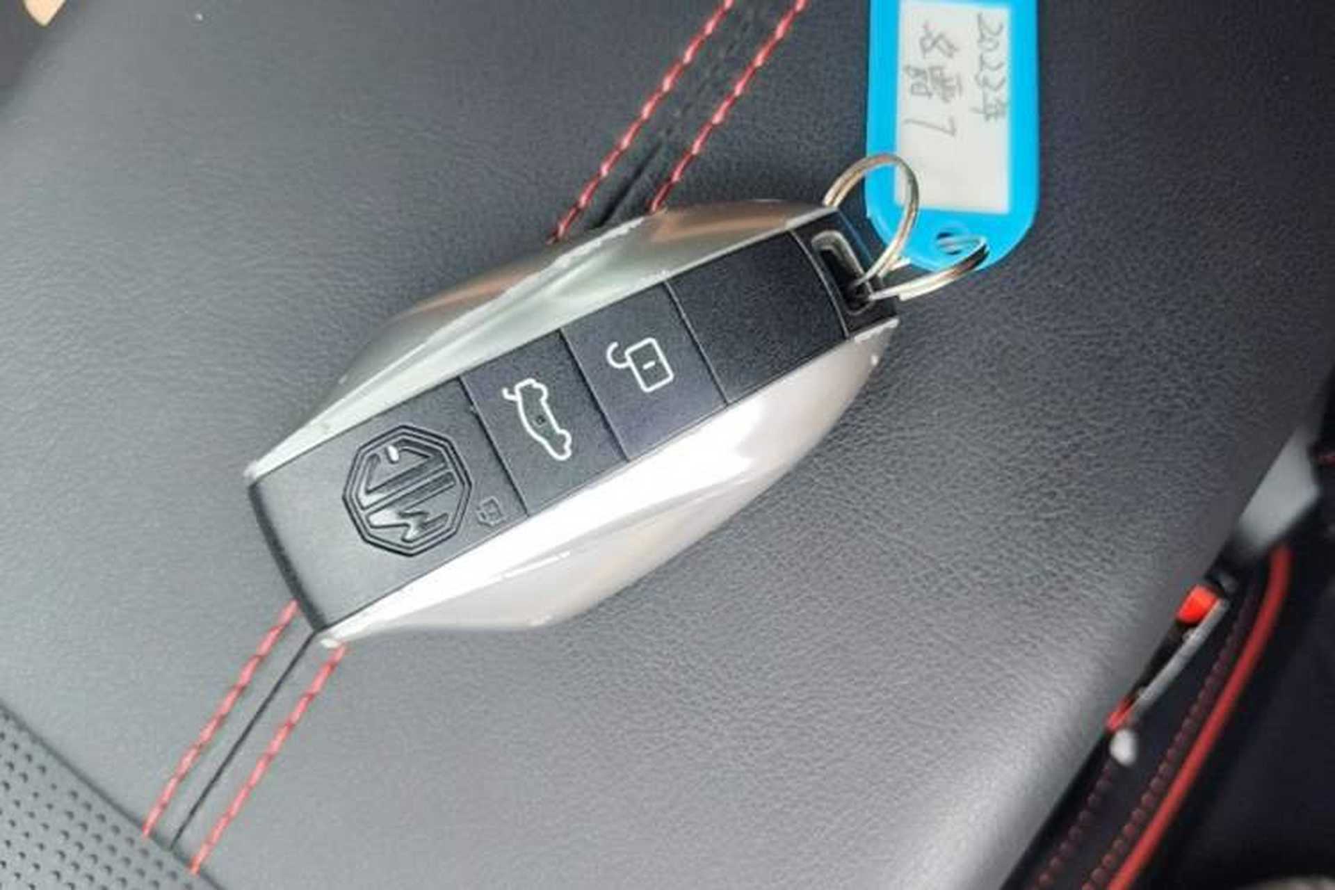 Used MG 7 2023 2.0T Automatic Hunter Luxury Edition Vehicle Key