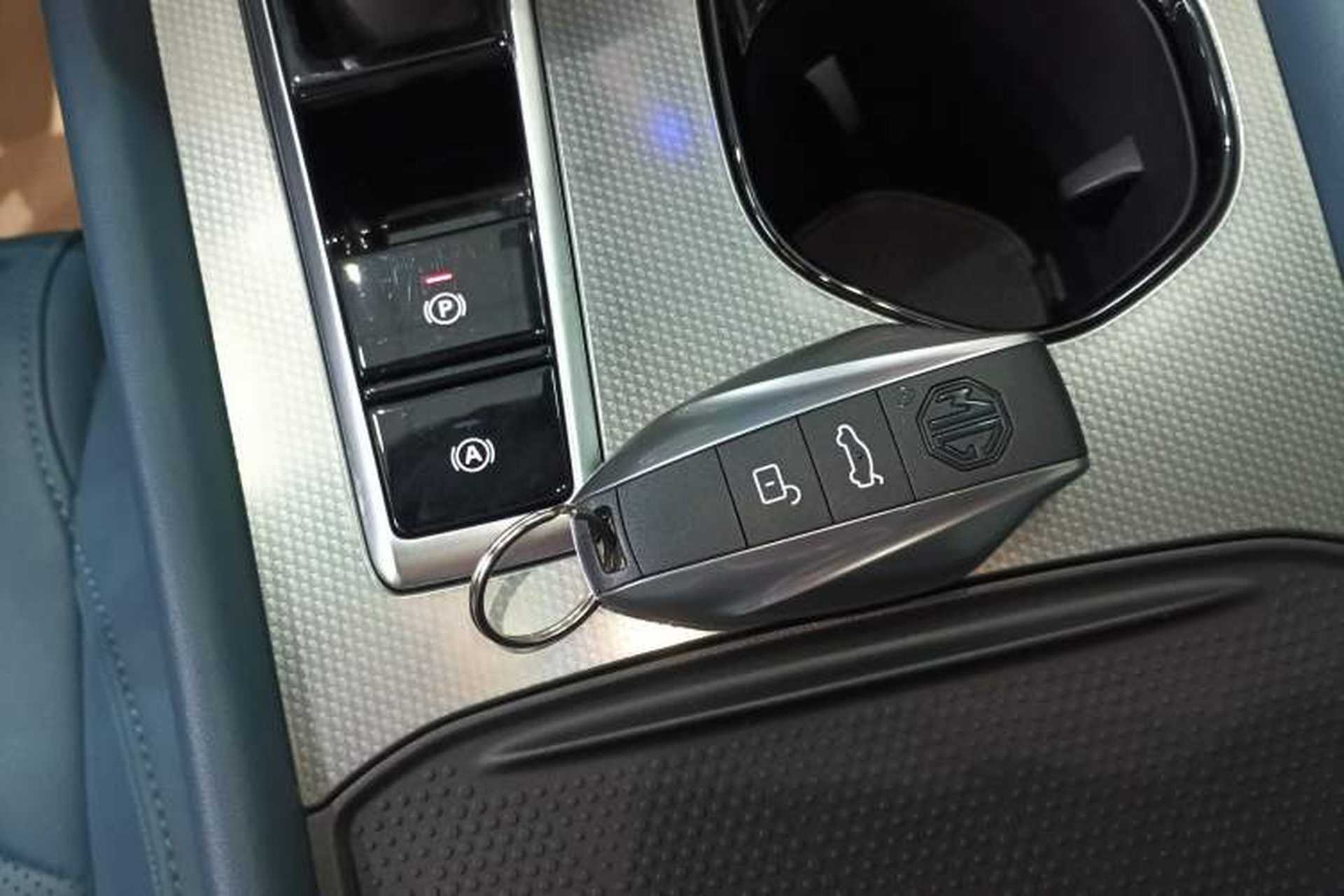 Used MG 7 2023 2.0T Automatic Hunter Luxury Edition Vehicle Key
