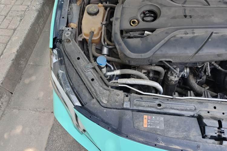 Used MG 7 2023 2.0T Automatic Trophy+ Ignition Glory Edition Engine Bay Right