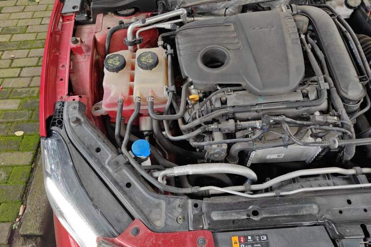 Used MG 7 2023 1.5T DCT Elegant & Graceful Edition Engine Bay Right