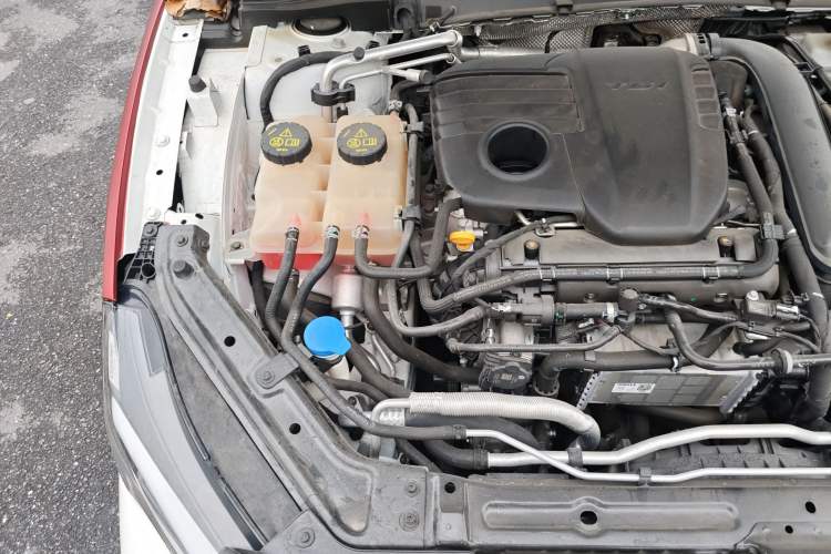 Used MG 7 2023 1.5T DCT Elegant & Graceful Edition Engine Bay Right