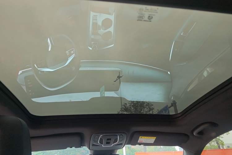 Used MG 7 2023 2.0T Automatic Hunter Luxury Edition Headliner