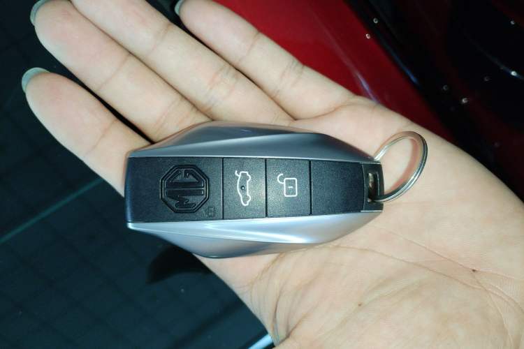 Used MG 7 2023 2.0T Automatic Trophy+ Ignition Glory Edition Interior 1