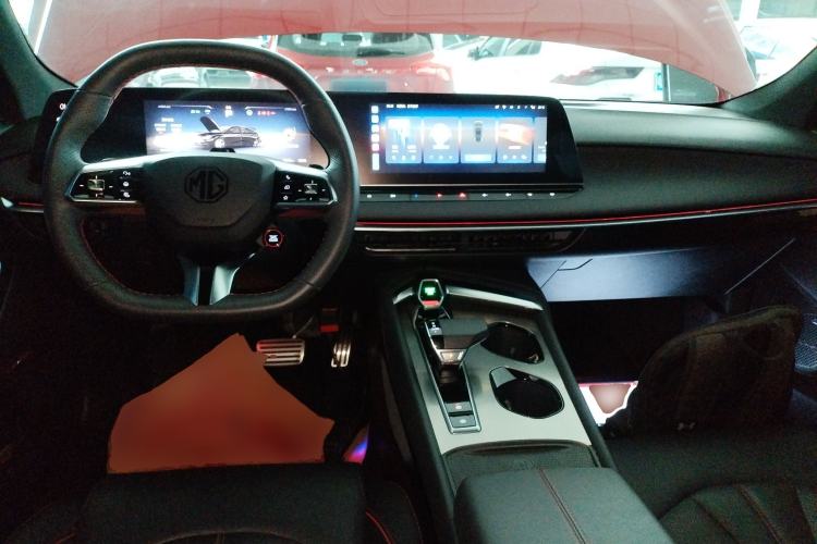 Used MG 7 2023 2.0T Automatic Trophy+ Ignition Glory Edition Interior 2