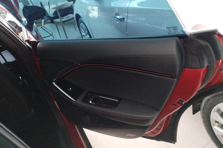 Used MG 7 2023 2.0T Automatic Trophy+ Ignition Glory Edition Interior 6