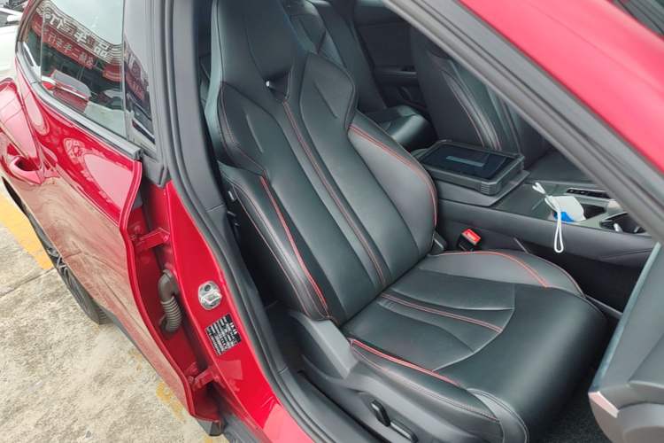 Used MG 7 2023 1.5T DCT Elegant & Graceful Edition Right Front Seat