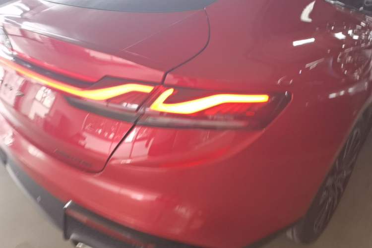 Used MG 7 2023 2.0T Automatic Hunter Luxury Edition Right Rear Taillight