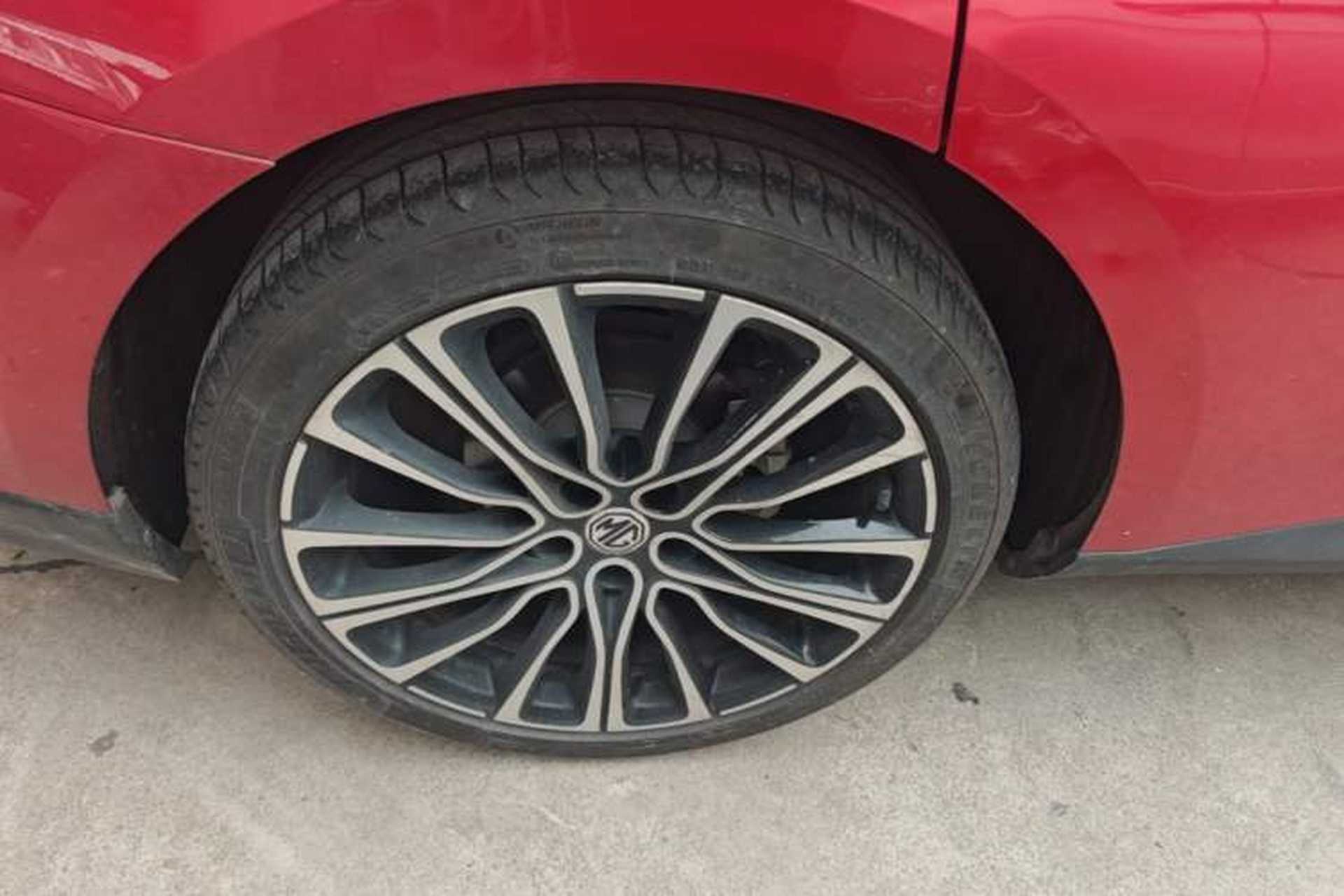 Used MG 7 2023 2.0T Automatic Hunter Luxury Edition Right Rear Wheel Hub