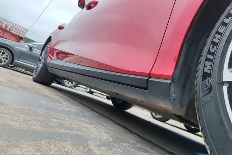 Used MG 7 2023 1.5T DCT Elegant & Graceful Edition Right Side Sill