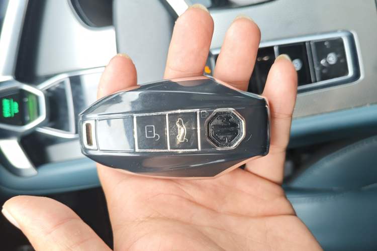 Used MG 7 2023 1.5T DCT Elegant & Graceful Edition Vehicle Key