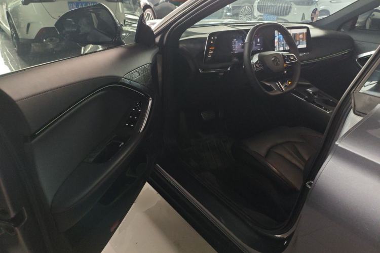 Used MG 7 2023 2.0T Automatic Hunter Luxury Edition Driver Seat
