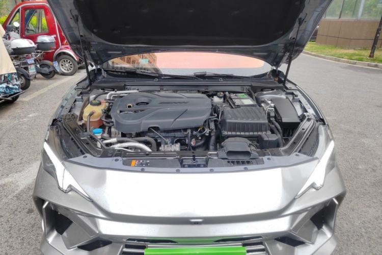 Used MG 7 2023 2.0T Automatic Hunter Luxury Edition Engine Bay