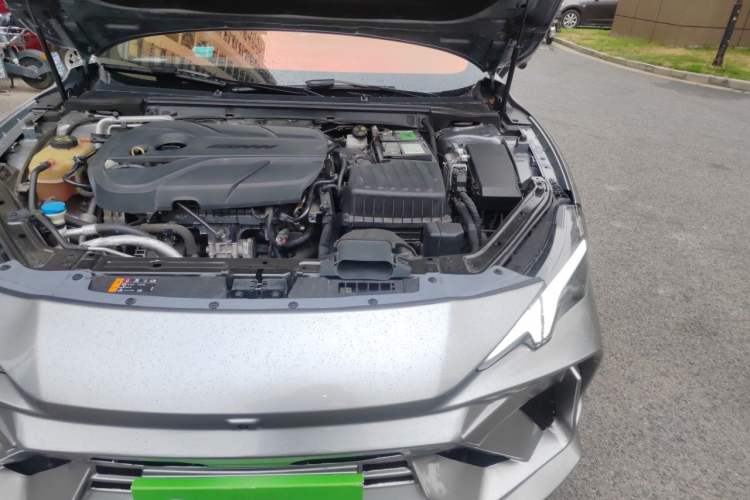 Used MG 7 2023 2.0T Automatic Hunter Luxury Edition Engine Bay Left