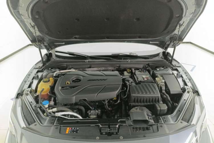 Used MG 7 2023 2.0T Automatic Hunter Luxury Edition Engine Bay