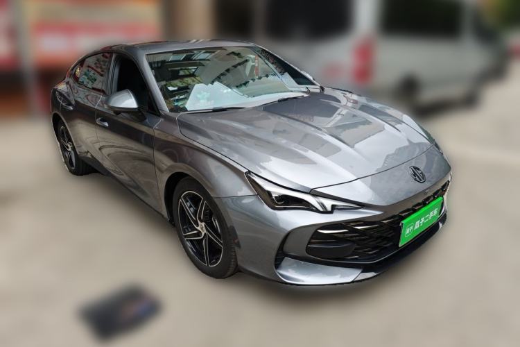 Used MG 7 2023 1.5T DCT Luxurious Supreme Edition Front Right 45 Deg