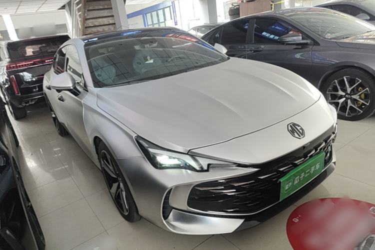 Used MG 7 2023 1.5T DCT Elegant & Graceful Edition Front Right 45 Deg