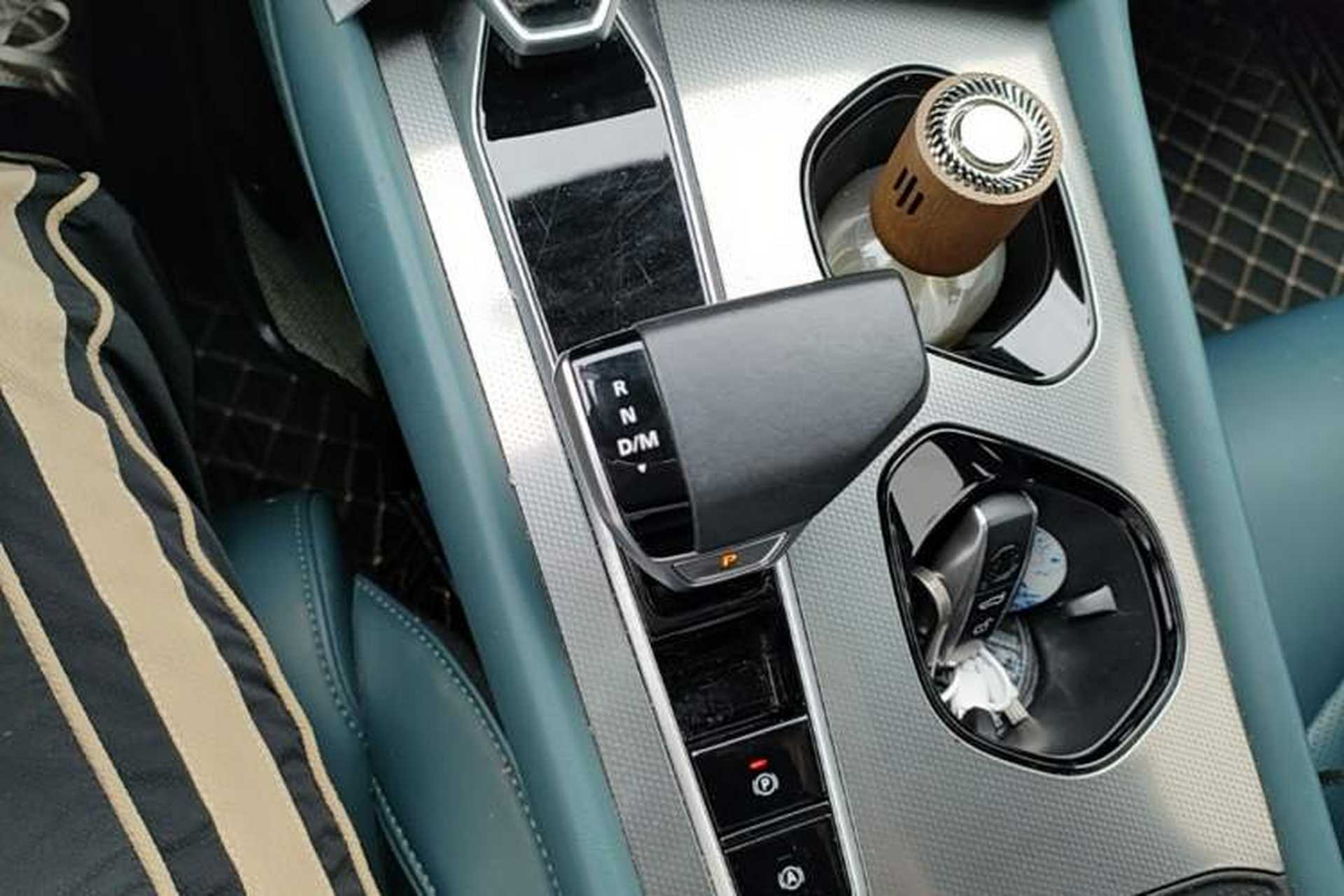 Used MG 7 2023 1.5T DCT Luxurious Supreme Edition Gear Lever