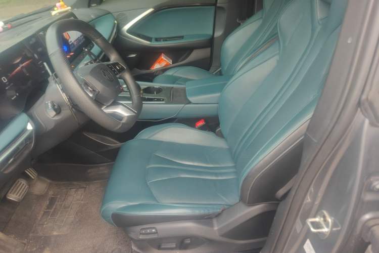 Used MG 7 2023 2.0T Automatic Trophy+ Ignition Glory Edition Left Front Seat