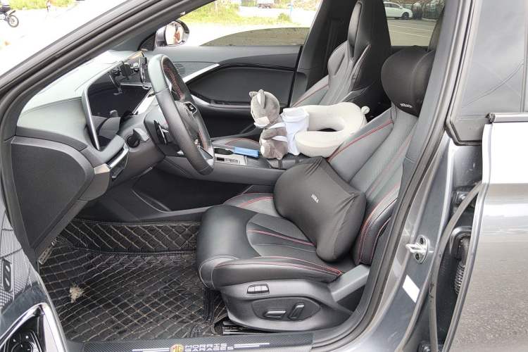Used MG 7 2023 2.0T Automatic Trophy+ Ignition Glory Edition Left Front Seat
