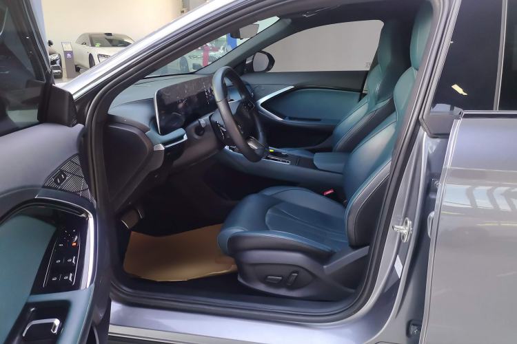 Used MG 7 2023 2.0T Automatic Hunter Luxury Edition Left Front Seat