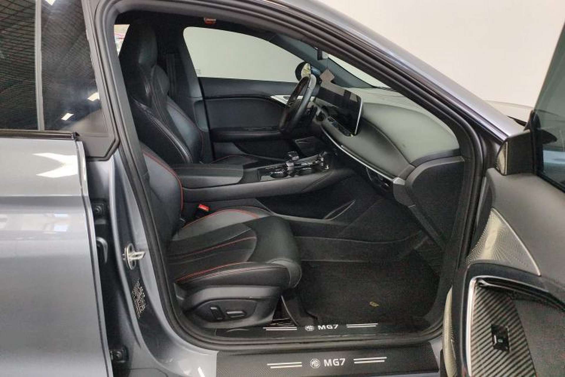 Used MG 7 2023 2.0T Automatic Trophy+ Ignition Glory Edition Right Front Seat
