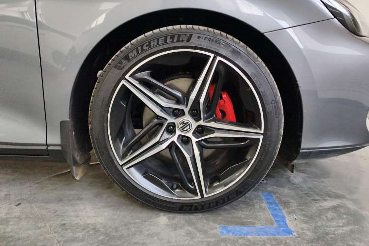Used MG 7 2023 2.0T Automatic Trophy+ Ignition Glory Edition Right Front Wheel Hub