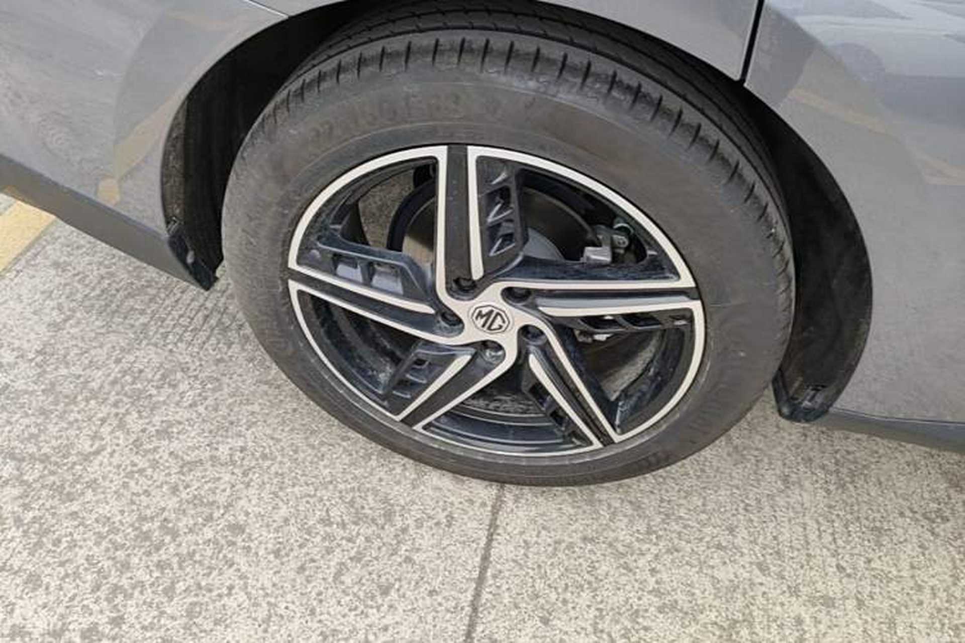 Used MG 7 2023 1.5T DCT Luxurious Supreme Edition Right Rear Wheel Hub