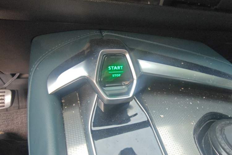 Used MG 7 2023 2.0T Automatic Trophy+ Ignition Glory Edition Vehicle Key