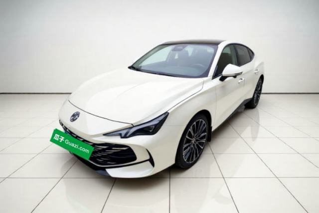 Ojetý MG 7 2023 1.5T DCT Elegant & Graceful Edition