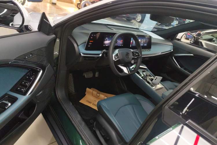 Used MG 7 2023 2.0T Automatic Hunter Luxury Edition Driver Seat