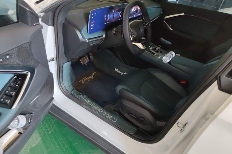 Used MG 7 2023 2.0T Automatic Hunter Luxury Edition Driver Seat