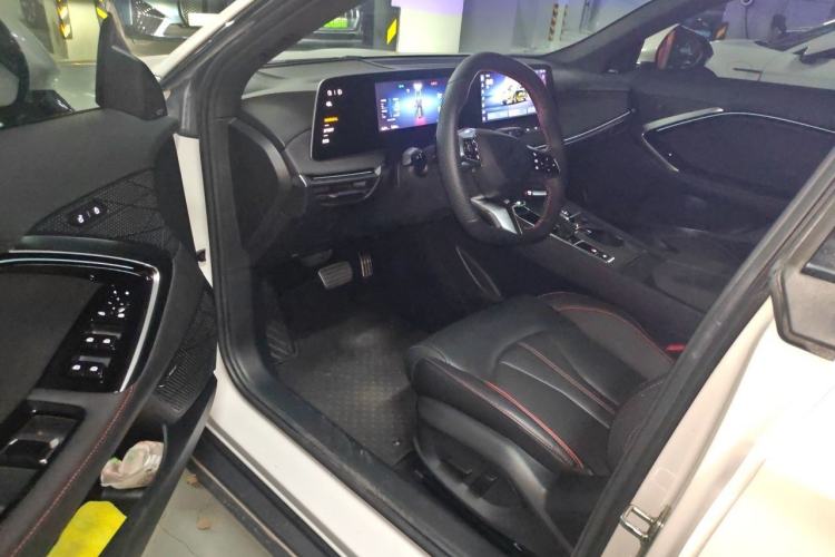 Used MG 7 2023 2.0T Automatic Hunter Luxury Edition Driver Seat