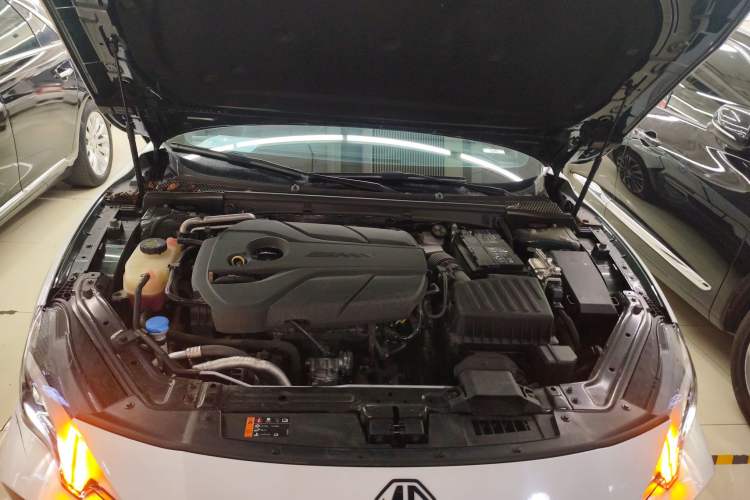 Used MG 7 2023 2.0T Automatic Hunter Luxury Edition Engine Bay