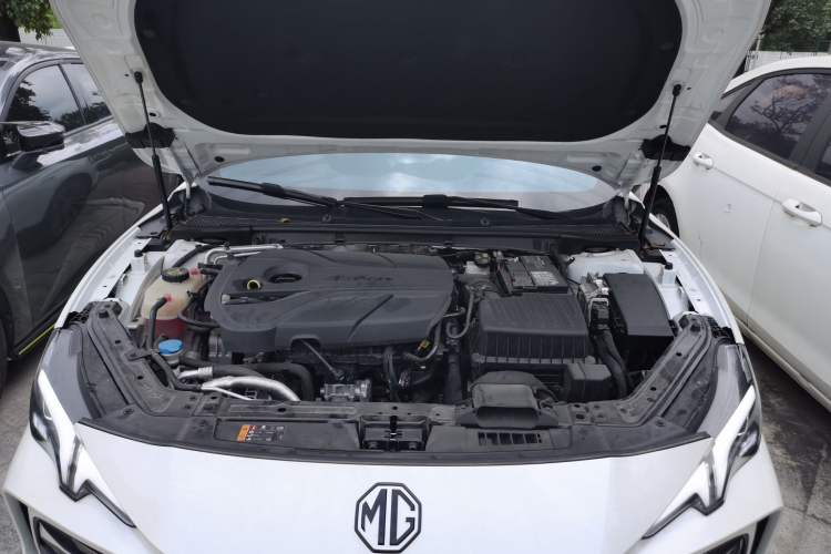 Used MG 7 2023 2.0T Automatic Hunter Luxury Edition Engine Bay
